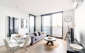 Modern Clayton apartment close to uni and hospital, Clayton